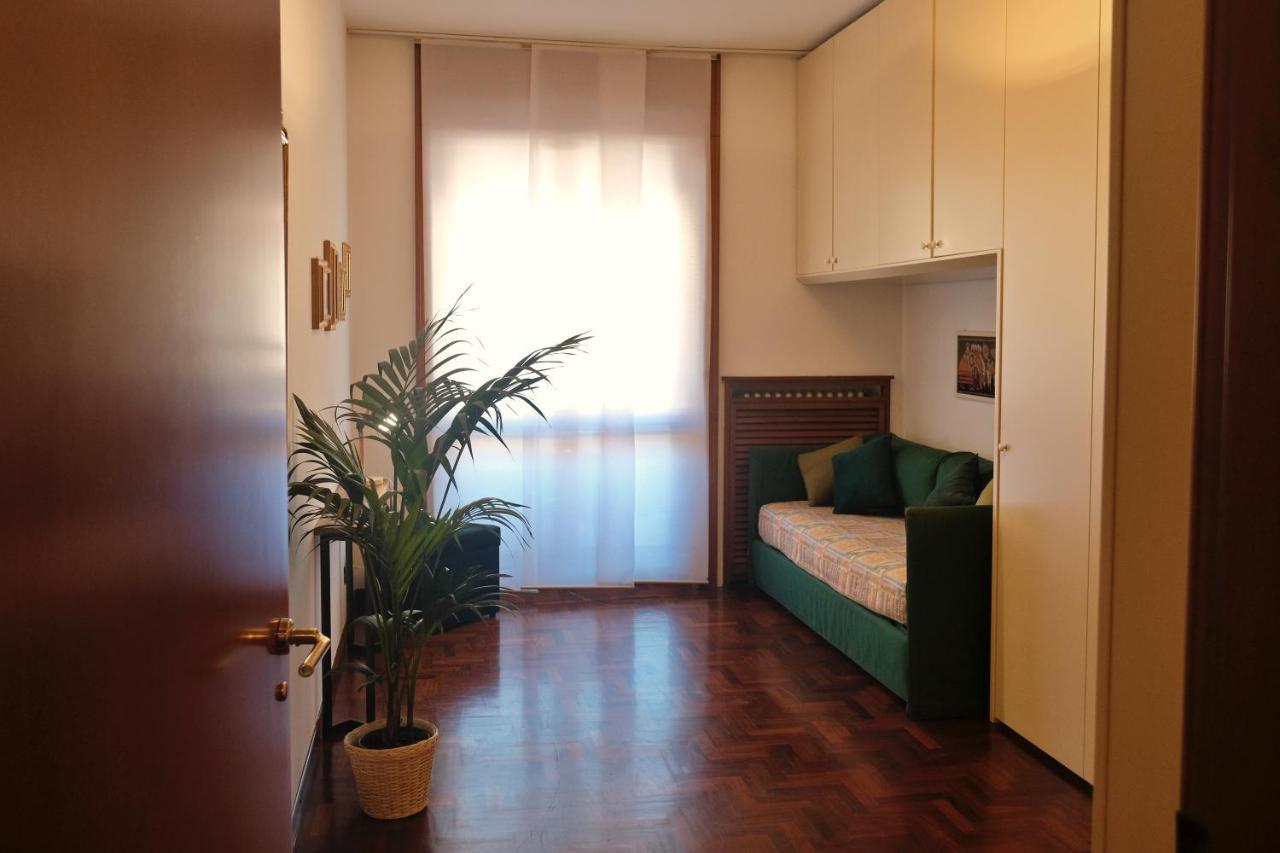Best Way Rent - Apartments Near Tre Torri District Milano Exterior foto