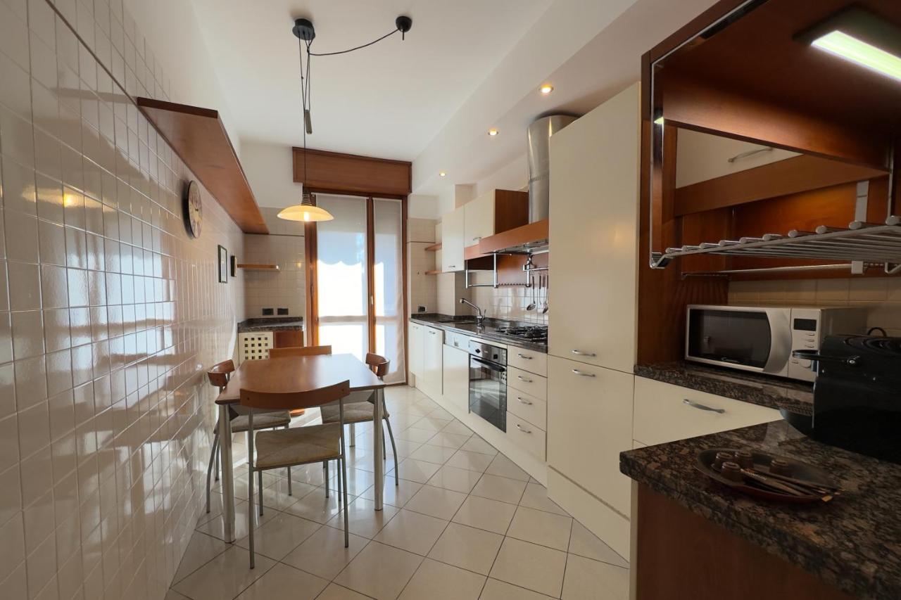 Best Way Rent - Apartments Near Tre Torri District Milano Exterior foto